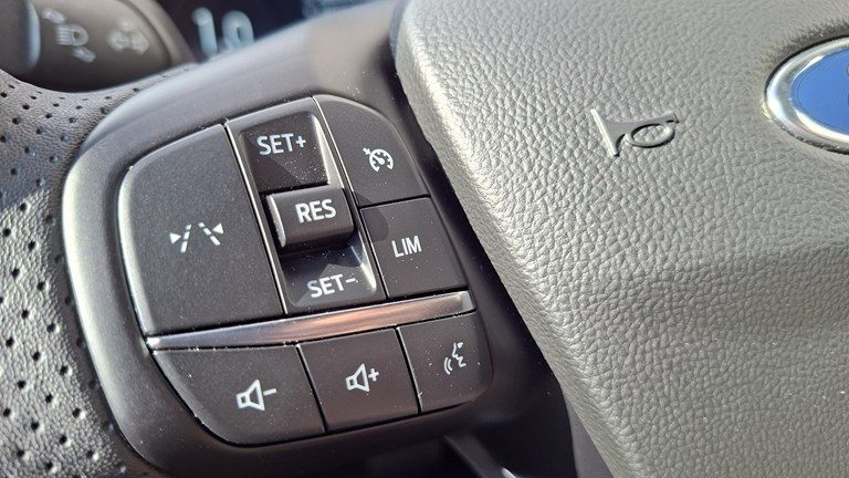 2024 Ford Kuga — fotografija 17