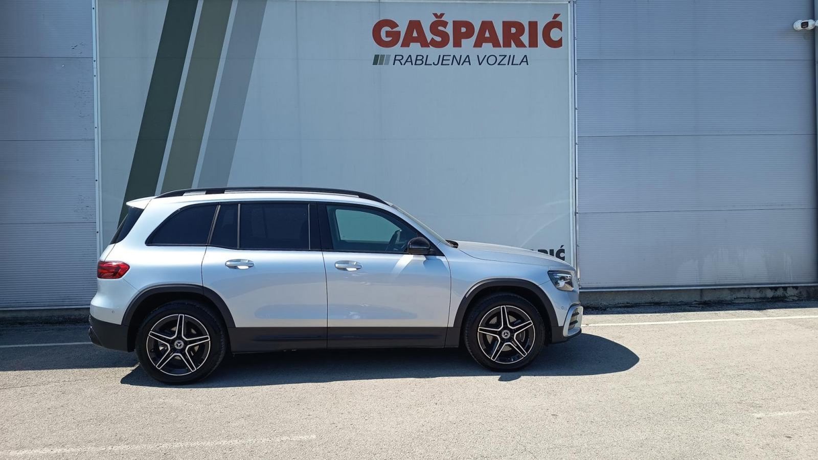 2025 Mercedes-Benz GLB — fotografija 5