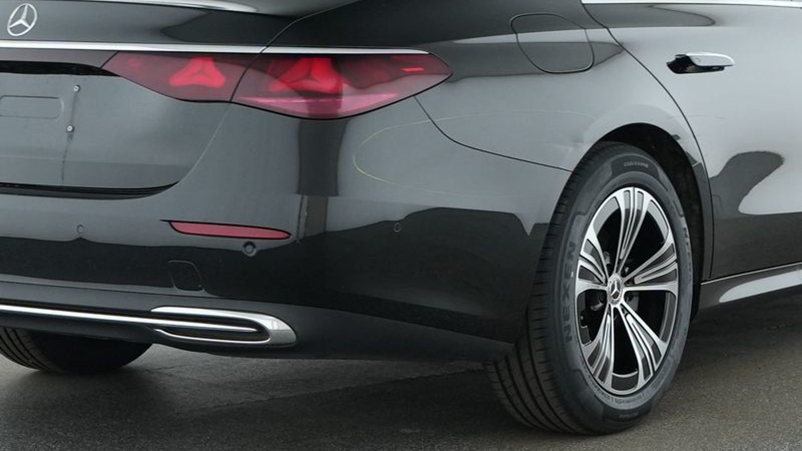 2025 Mercedes-Benz E-klasa Avantgarde — fotografija 4
