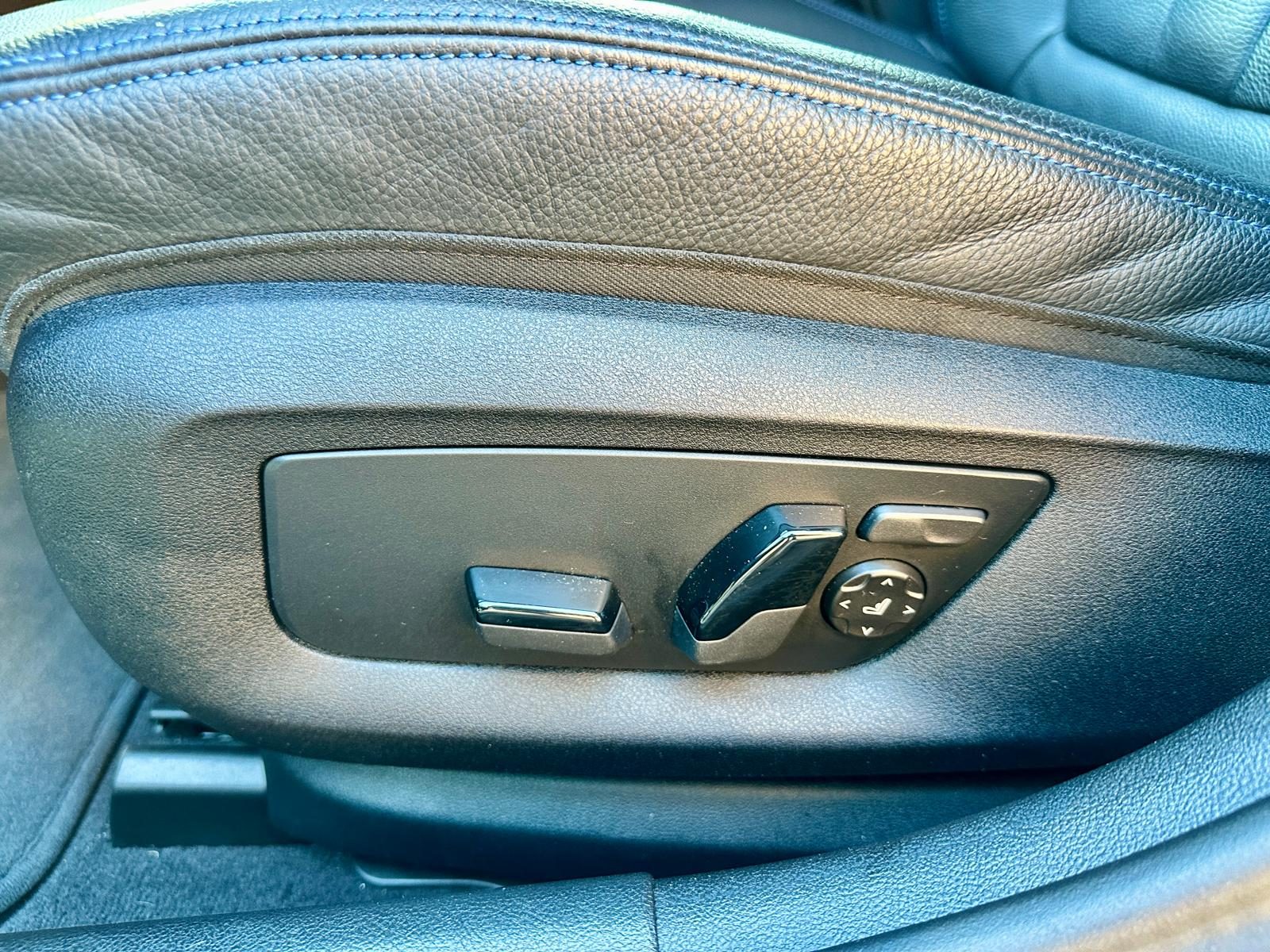 2023 BMW Serija 5 — fotografija 17