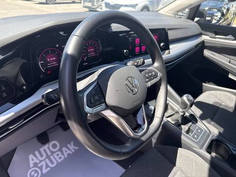 2024 Volkswagen Golf — sličica 24