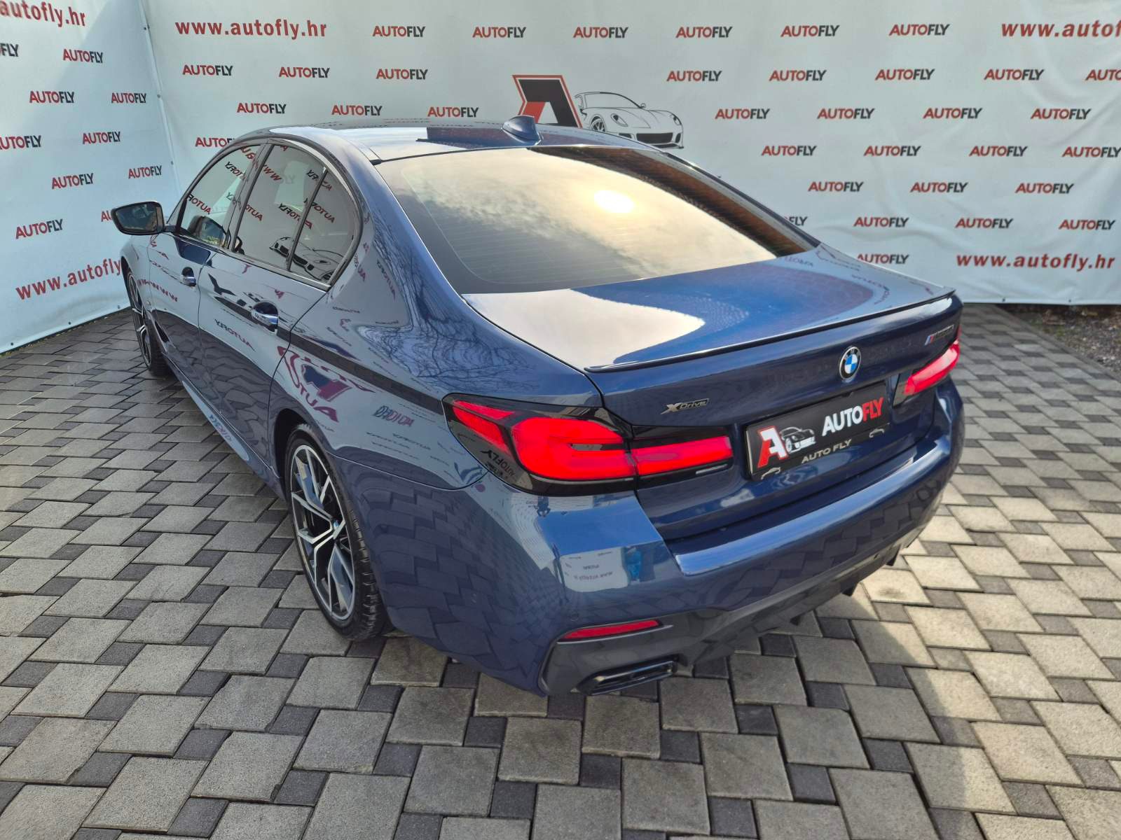2020 BMW Serija 5 M Sport — fotografija 6