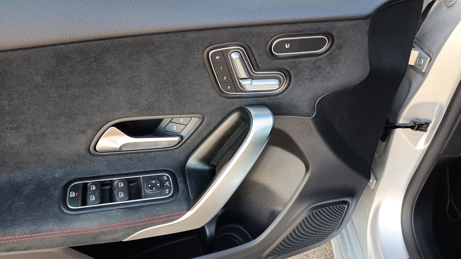 2023 Mercedes-Benz A-klasa — fotografija 13