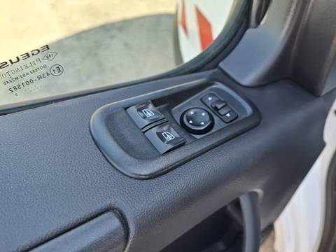2022 Renault Master — sličica 15
