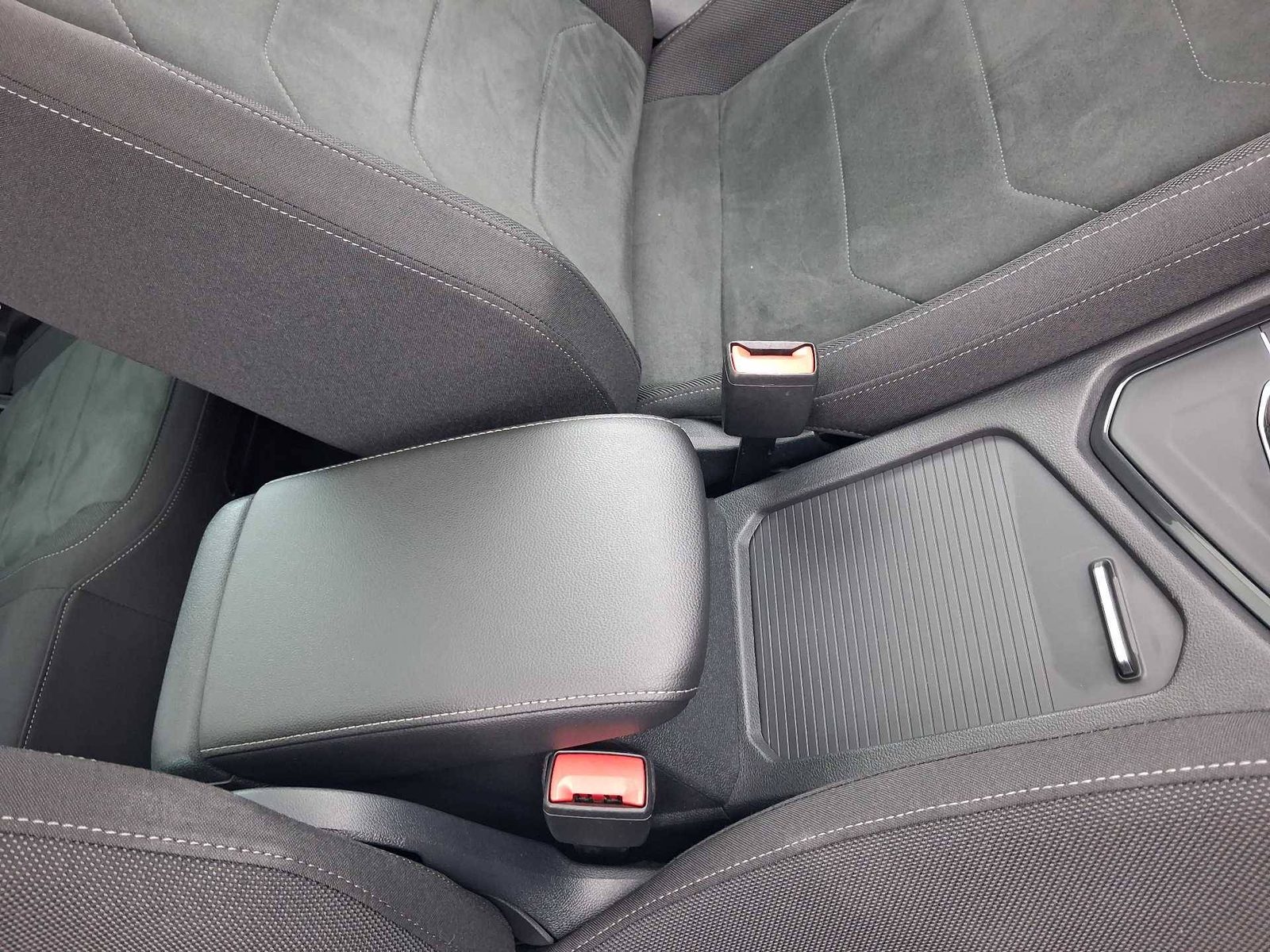 2021 Volkswagen Tiguan — fotografija 21