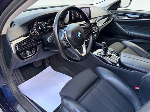 2019 BMW Serija 5 — sličica 7