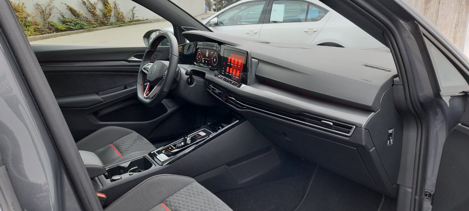 2024 Volkswagen Golf — fotografija 10