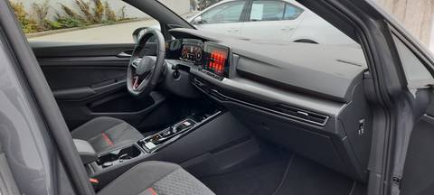 2024 Volkswagen Golf — sličica 10