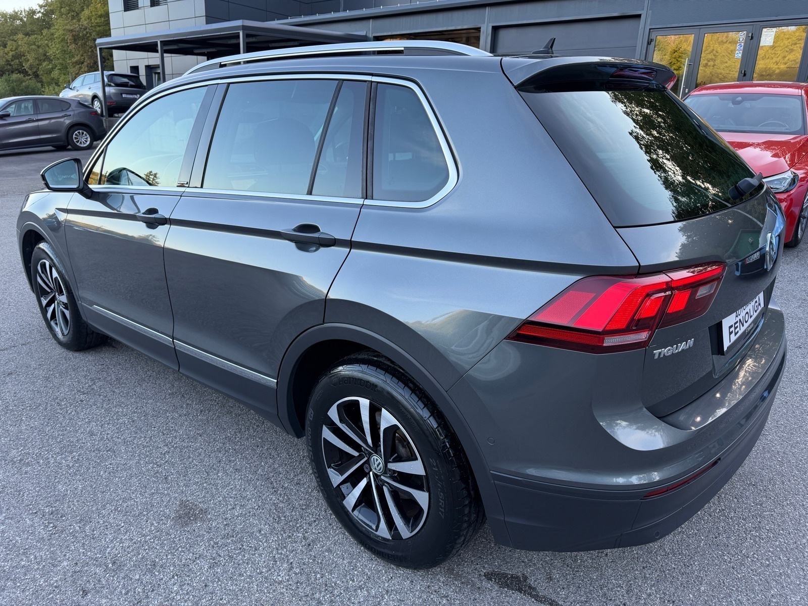 2020 Volkswagen Tiguan — fotografija 4