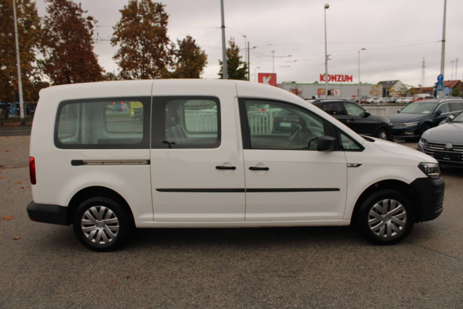 2020 Volkswagen Caddy — fotografija 4