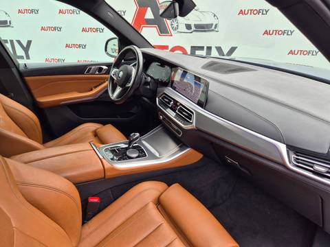 2020 BMW X5 M Sport — sličica 17
