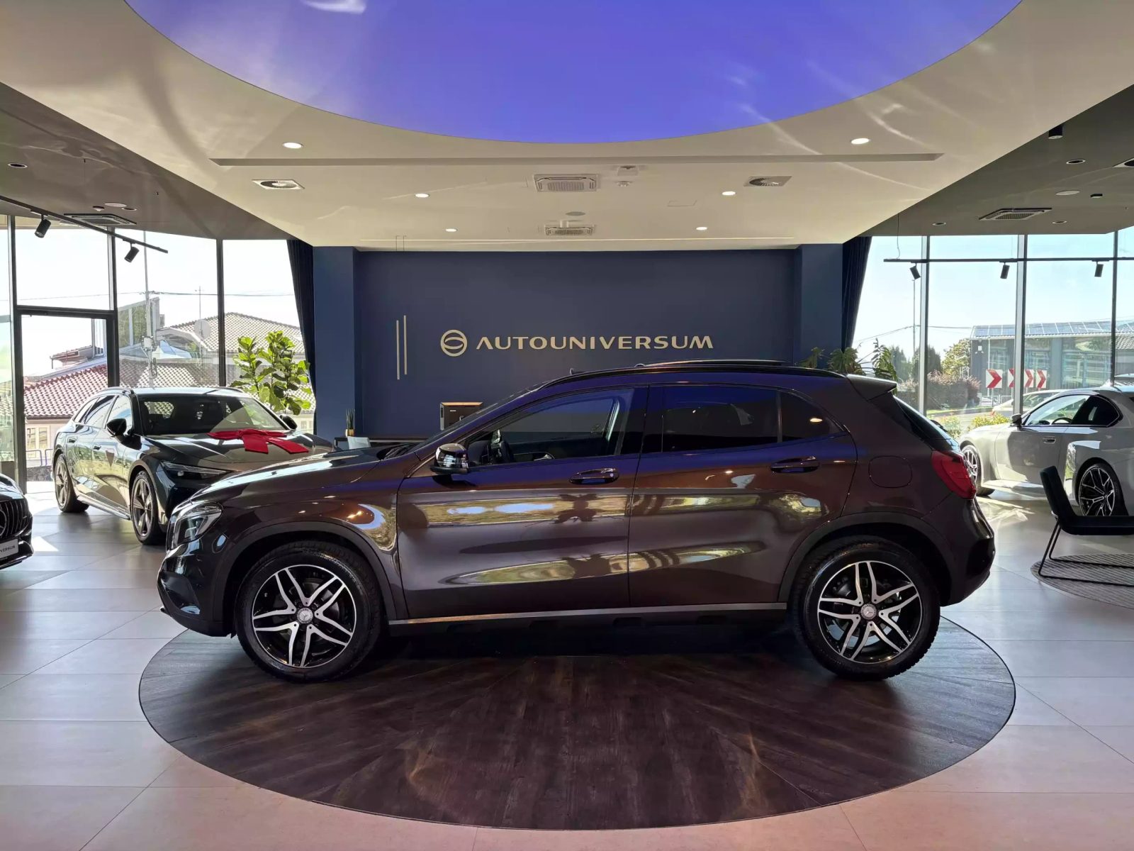 2015 Mercedes-Benz GLA — fotografija 4