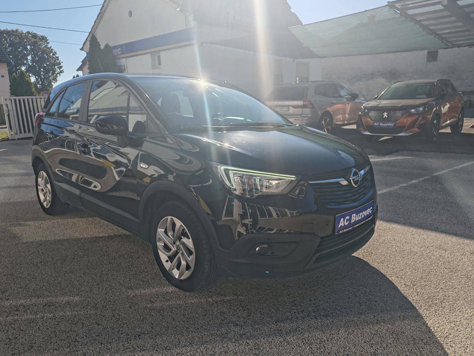 2017 Opel Crossland — fotografija 7