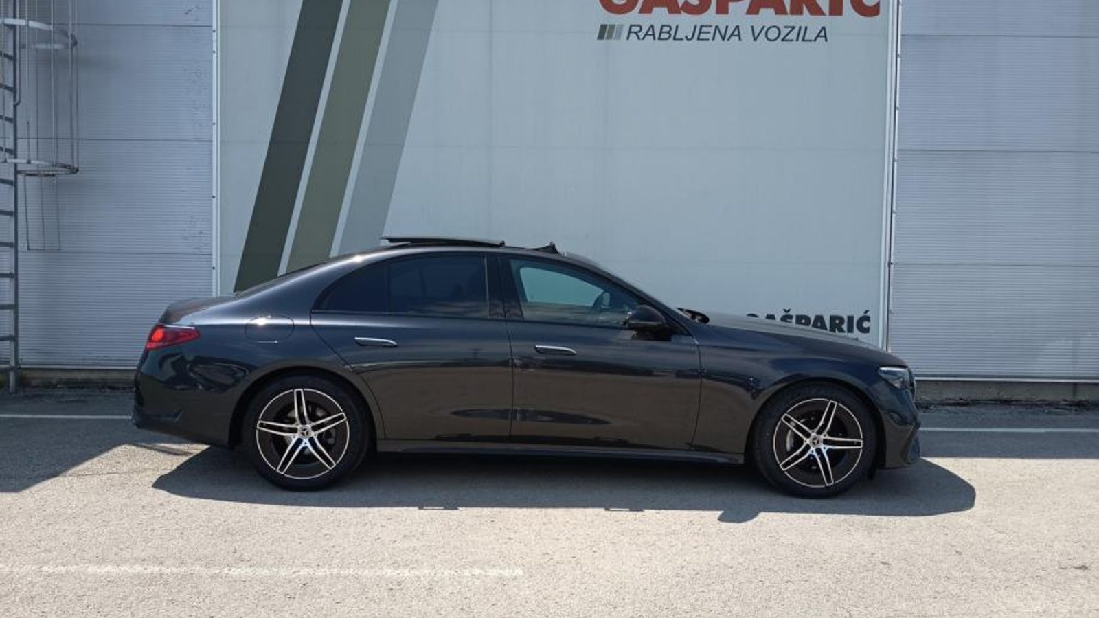 2025 Mercedes-Benz E-klasa — fotografija 3
