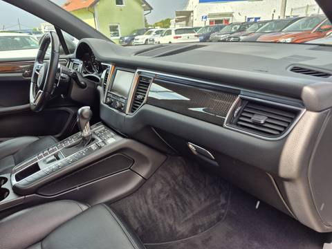 2014 Porsche Macan — sličica 21