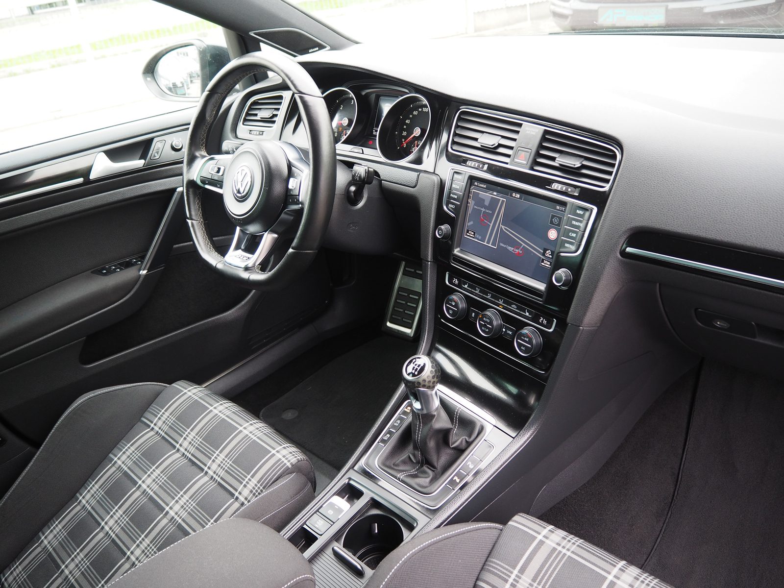 2014 Volkswagen Golf VII — fotografija 25