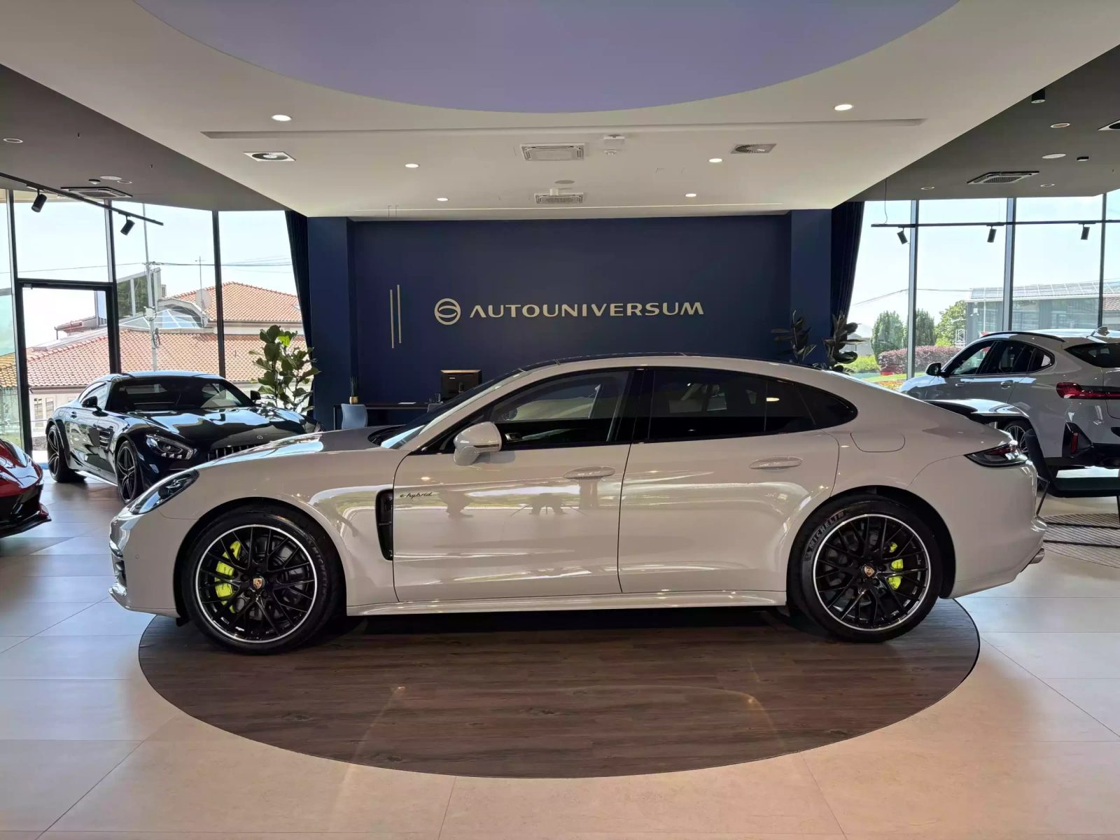 2021 Porsche Panamera — fotografija 10