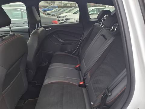 2018 Ford Kuga — sličica 9