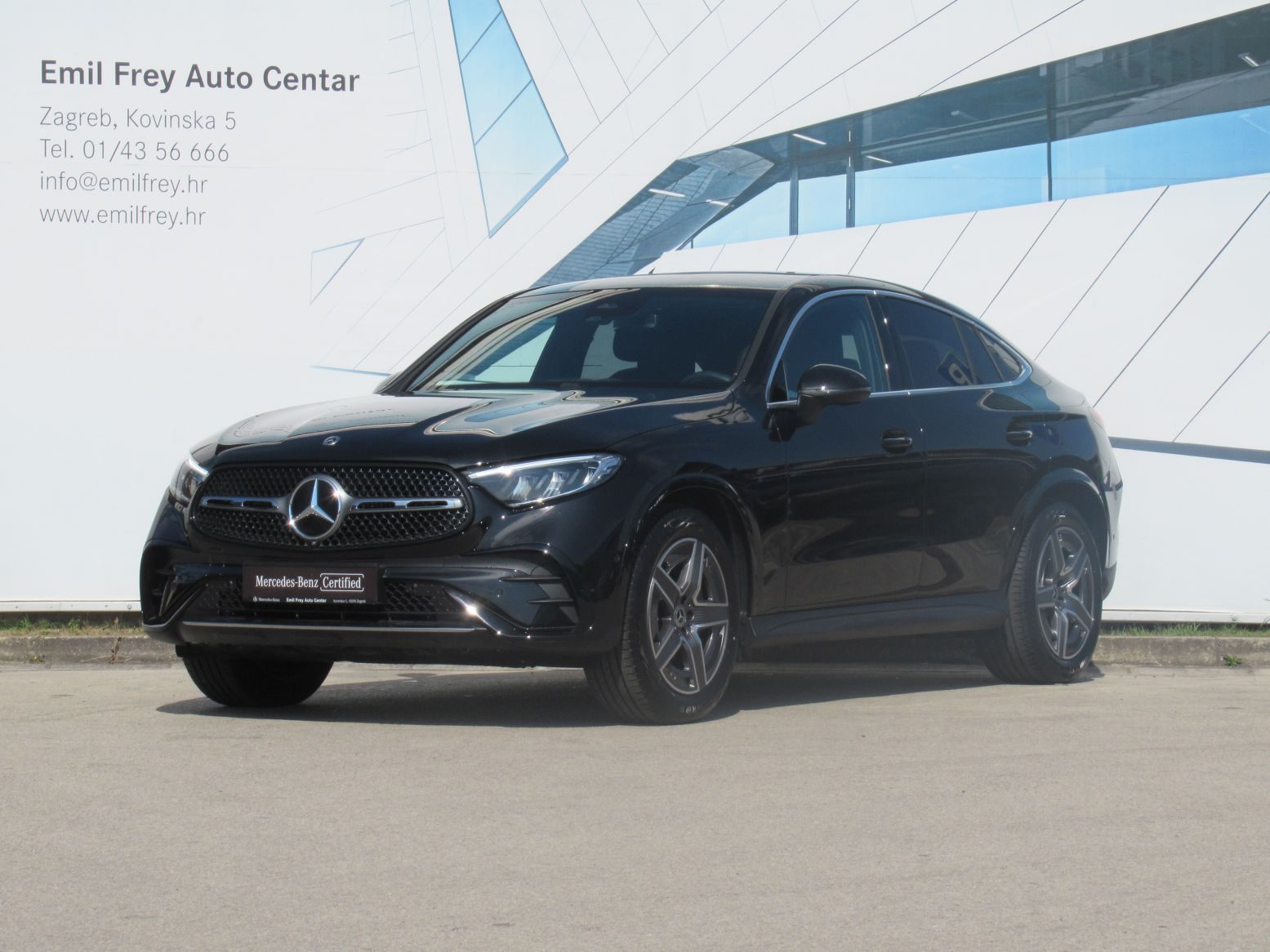 2025 Mercedes-Benz GLC AMG Line — fotografija 3