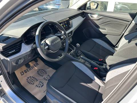 2025 Škoda Scala — sličica 13
