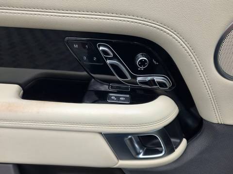 2019 Land Rover Range Rover — sličica 22