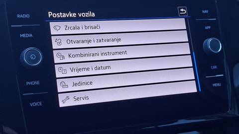 2021 Volkswagen Passat — sličica 11