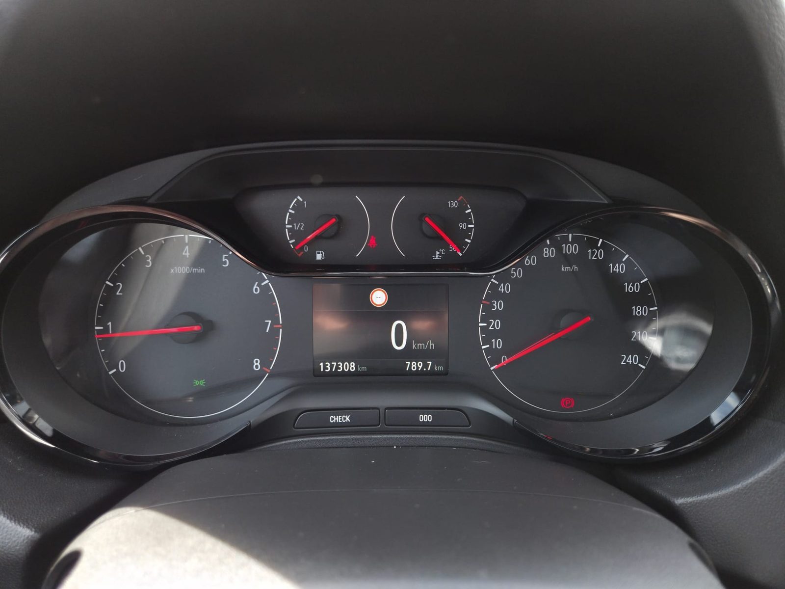 2021 Opel Grandland X — fotografija 12