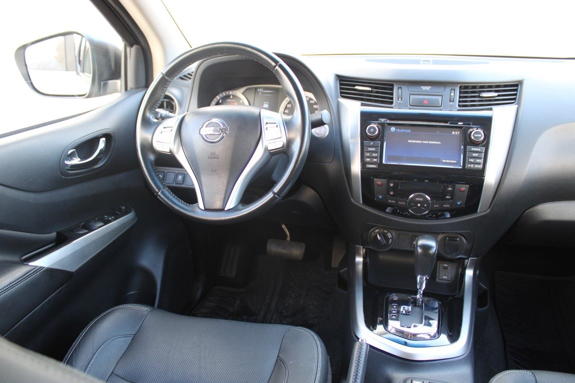 2016 Nissan Navara — fotografija 6