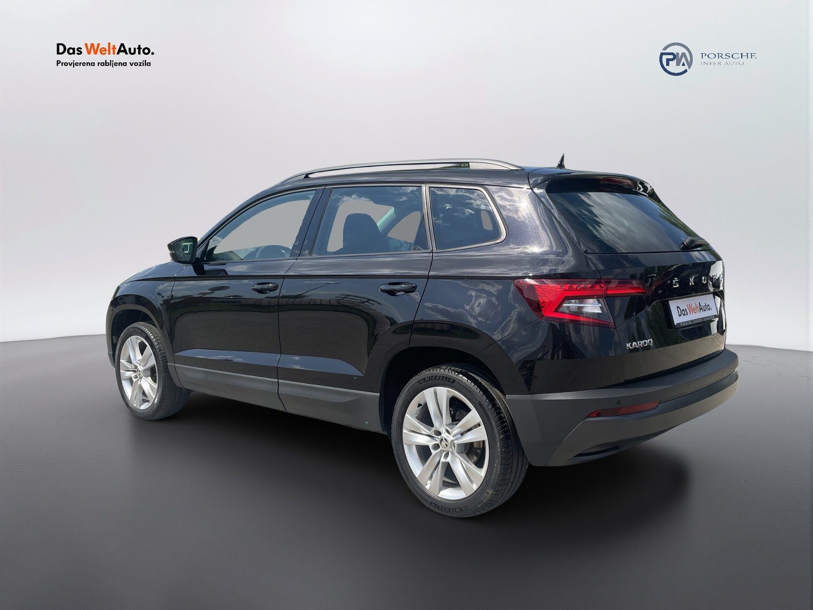 2021 Škoda Karoq — fotografija 3
