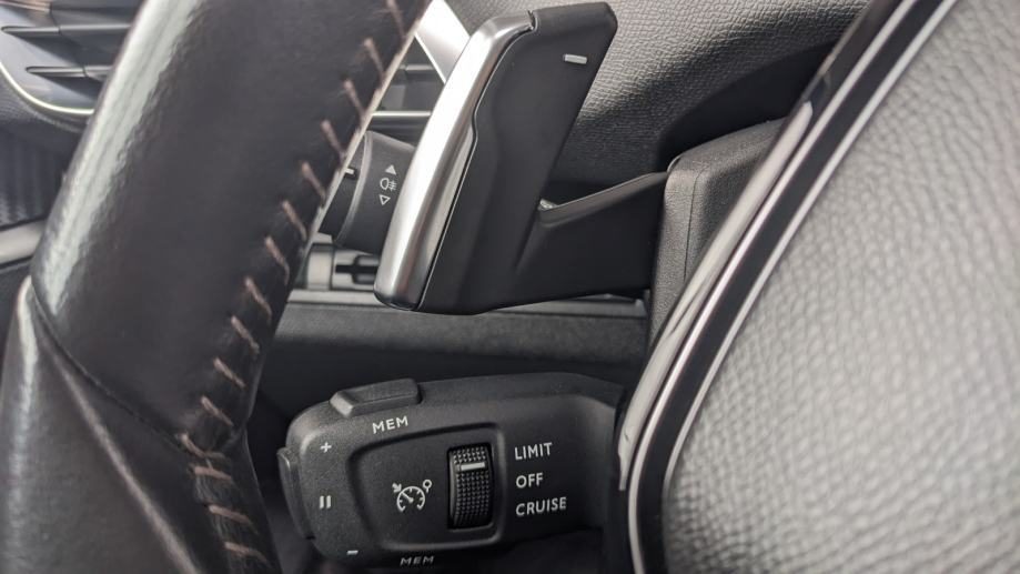2021 Peugeot 5008 — fotografija 25