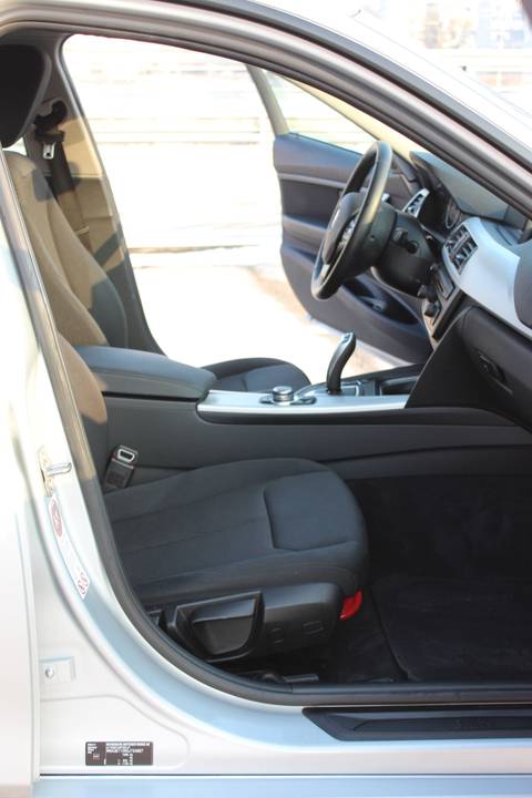 2012 BMW Serija 3 — sličica 22