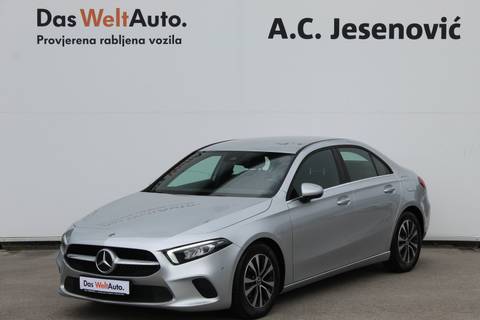 2022 Mercedes-Benz A-klasa