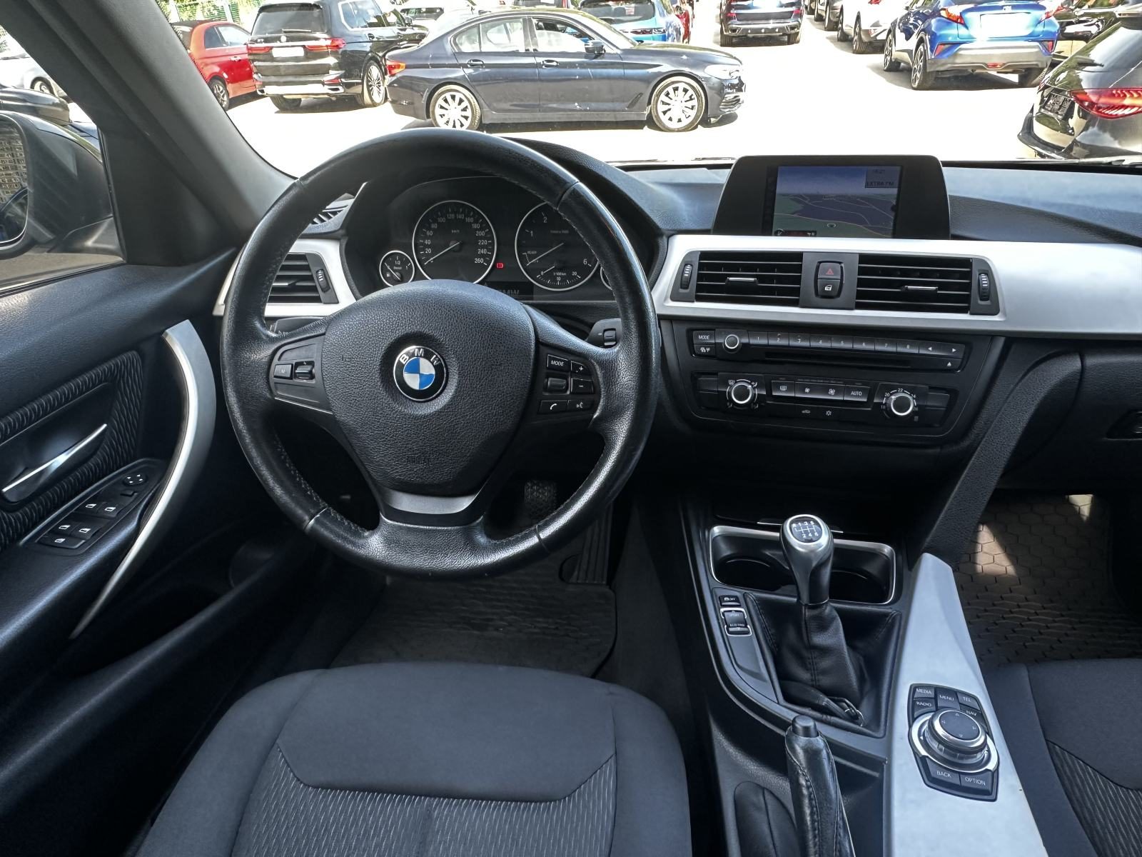 2012 BMW Serija 3 — fotografija 9