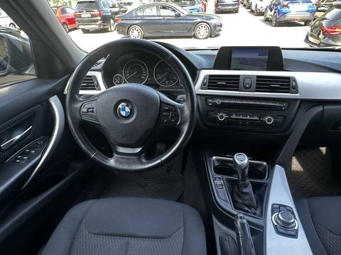2012 BMW Serija 3 — sličica 9