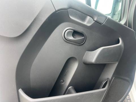 2021 Renault Master — sličica 11