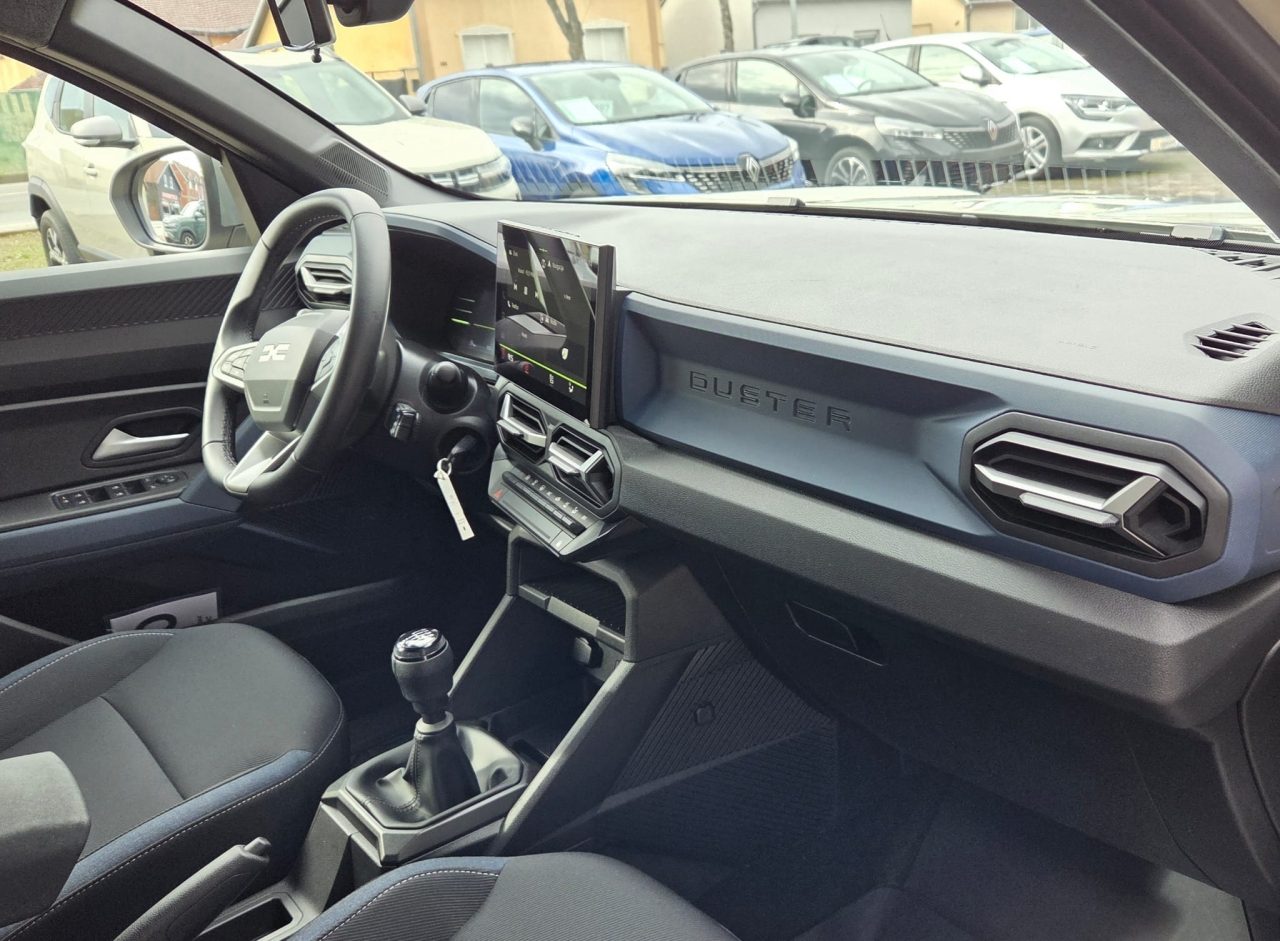2025 Dacia Duster — fotografija 12