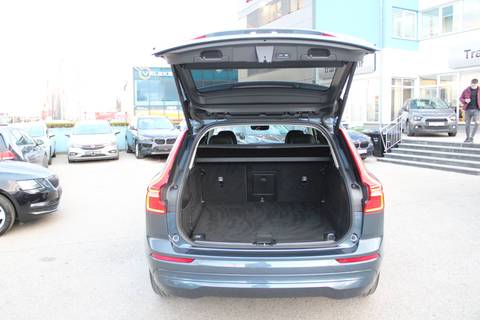 2022 Volvo XC60 — sličica 9