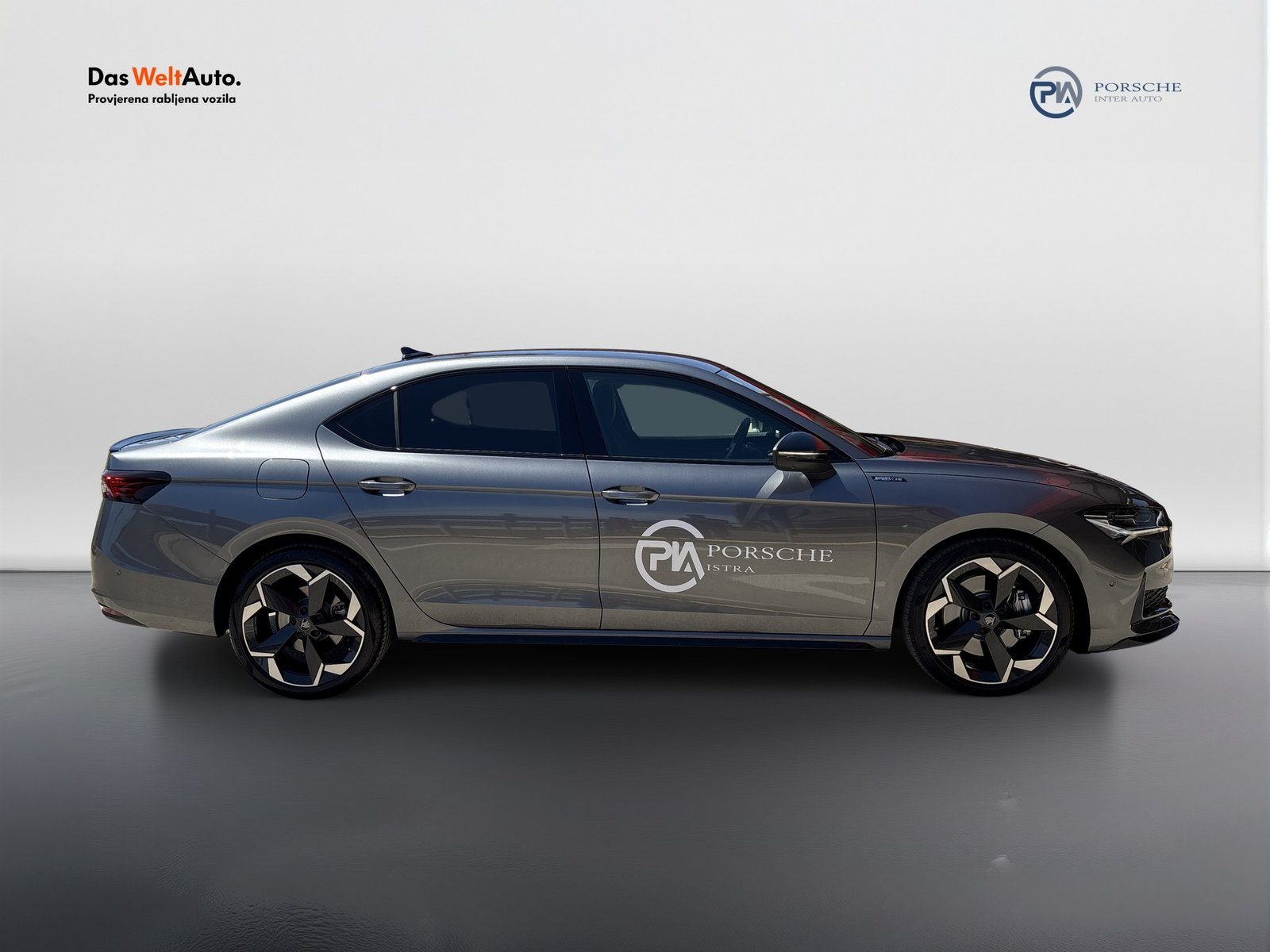 2026 Škoda Superb Sportline — fotografija 4