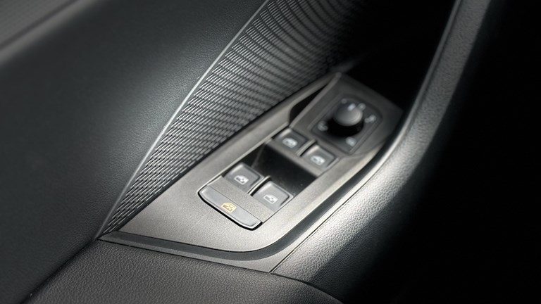 2022 Škoda Octavia — fotografija 19