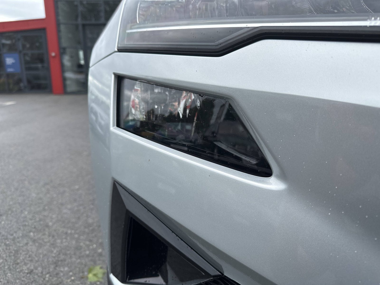 2023 Škoda Karoq — fotografija 13