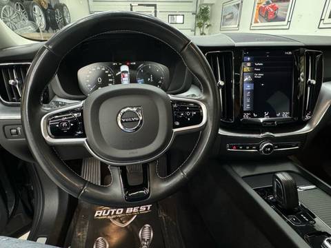2019 Volvo XC60 — sličica 10