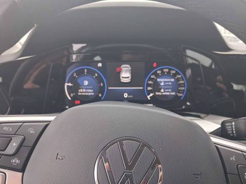 2024 Volkswagen Golf — sličica 19