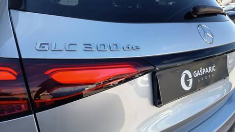 2023 Mercedes-Benz GLC Avantgarde — sličica 8