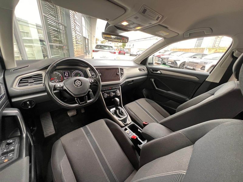 2020 Volkswagen T-Roc — fotografija 11
