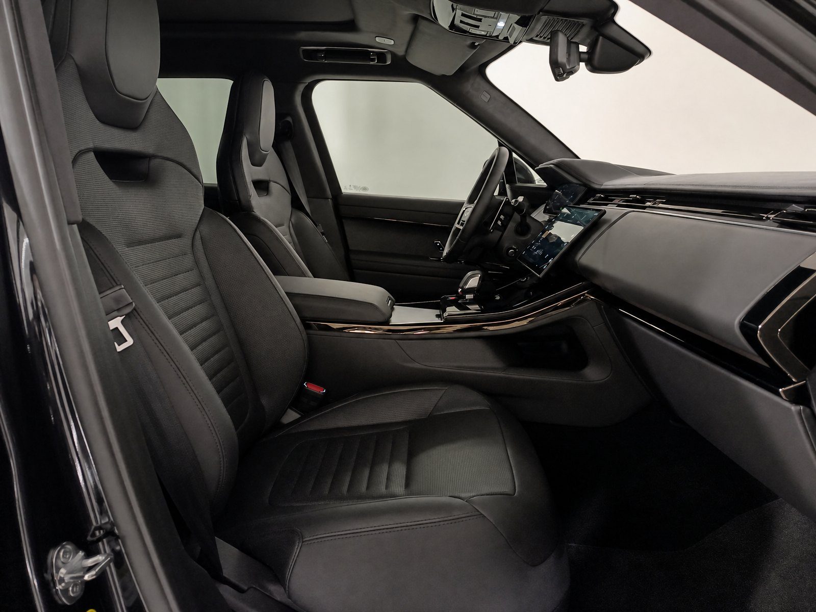 2026 Land Rover Range Rover Sport — fotografija 18
