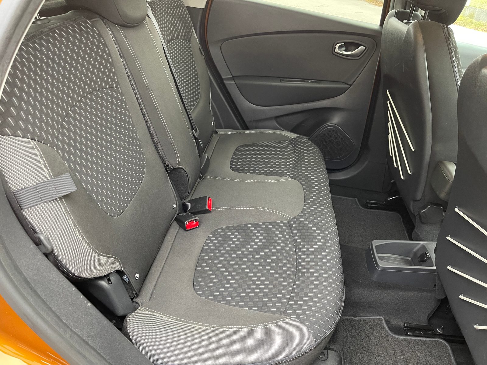 2019 Renault Captur — fotografija 13