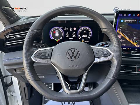 2025 Volkswagen Tiguan R-Line — sličica 13