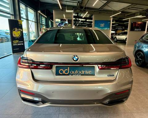 2021 BMW Serija 7 — sličica 7