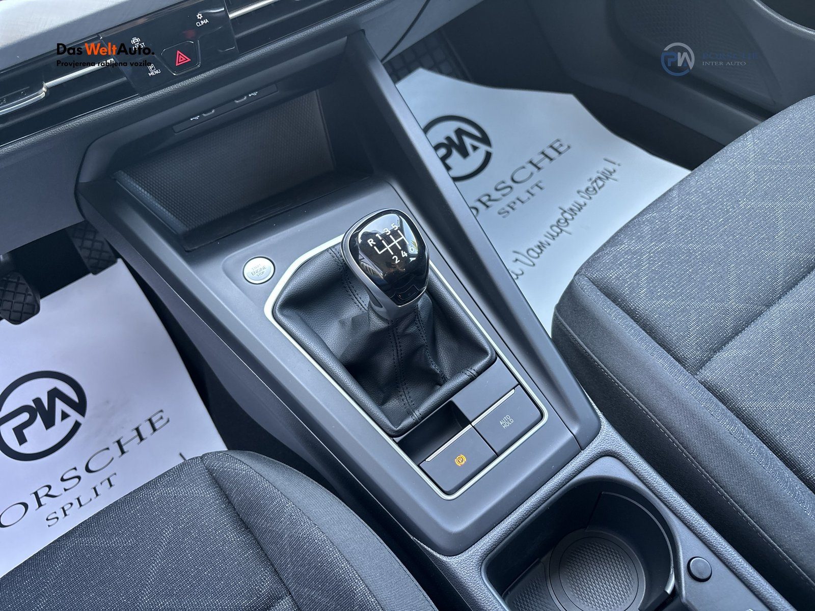 2023 Volkswagen Golf Variant — fotografija 22