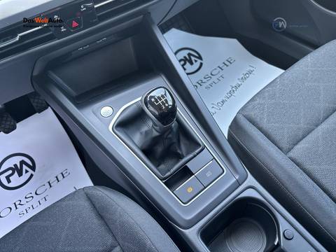 2023 Volkswagen Golf Variant — sličica 22